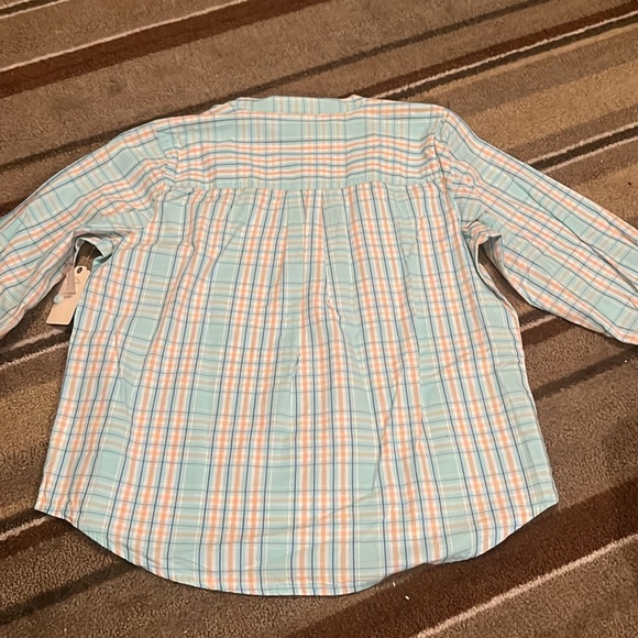 St. John’s Bay women’s button-down shirt - Picture 4 of 7